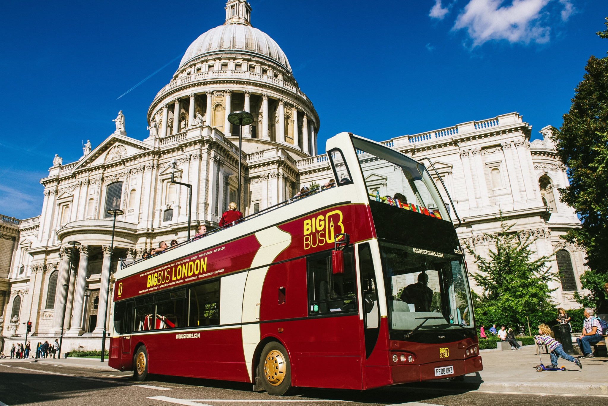 Big Bus London Hop on Hop off Sightseeing Bus Tour - Photo 1 of 12